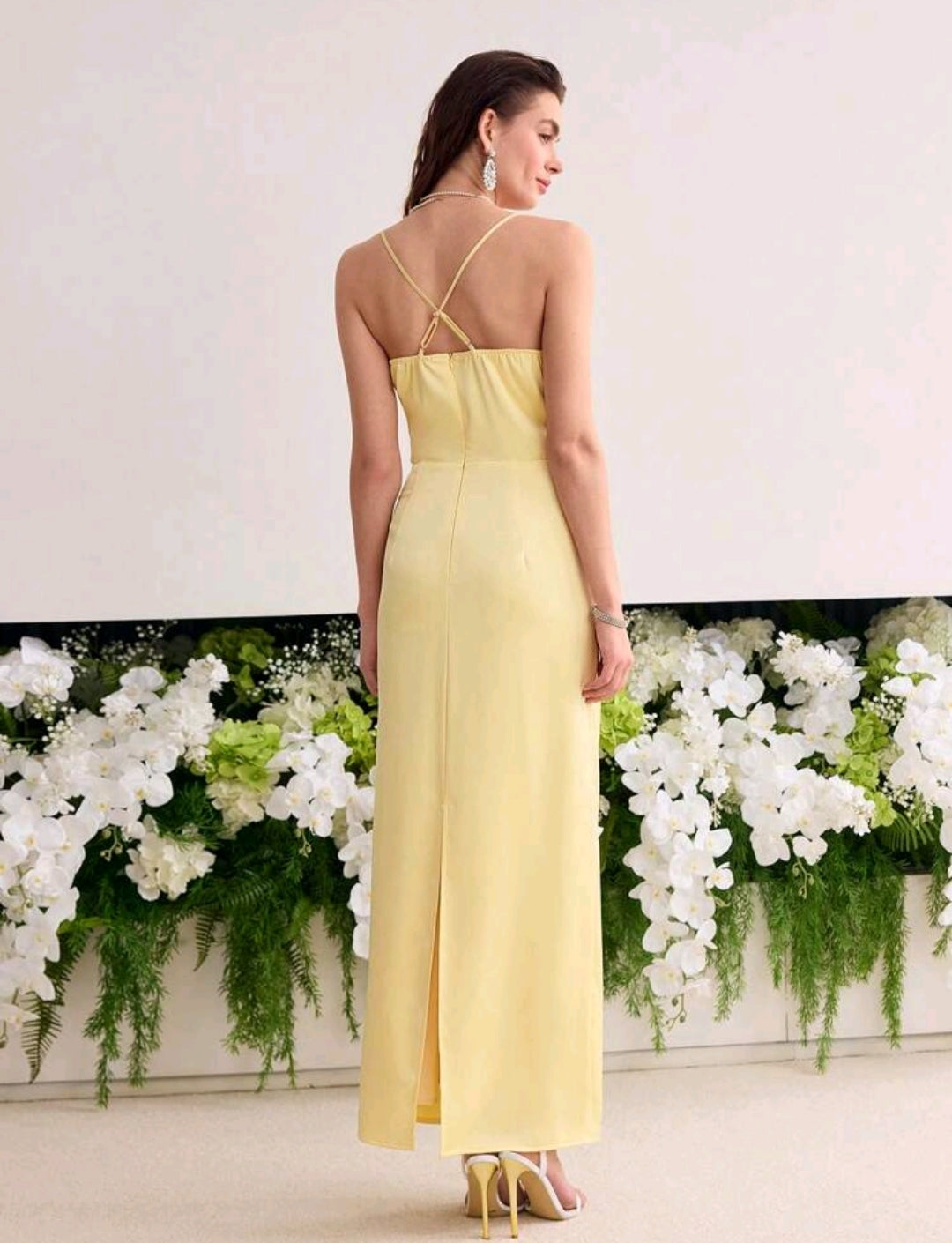 Robe cocktail jaune pâle